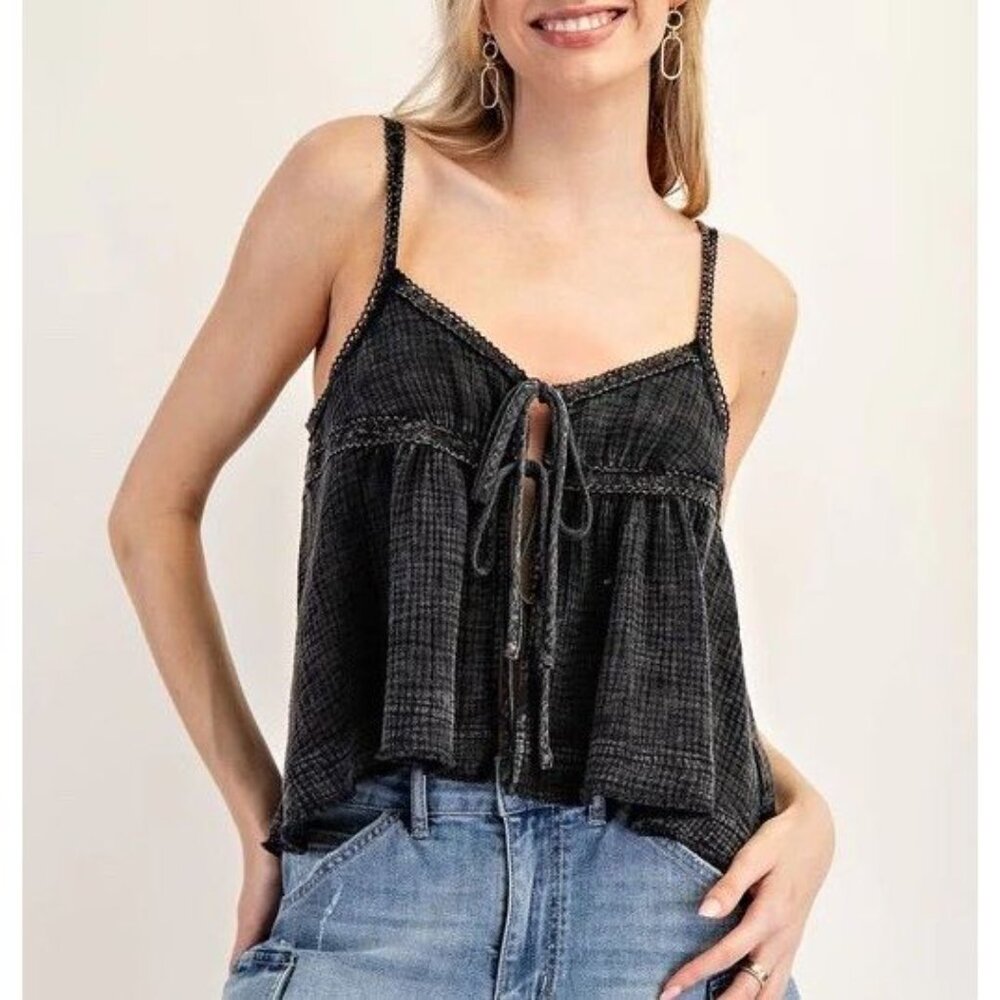 UO Out From Under Mila Gauze Flyaway Babydoll Cami Top Black Women’s Medium